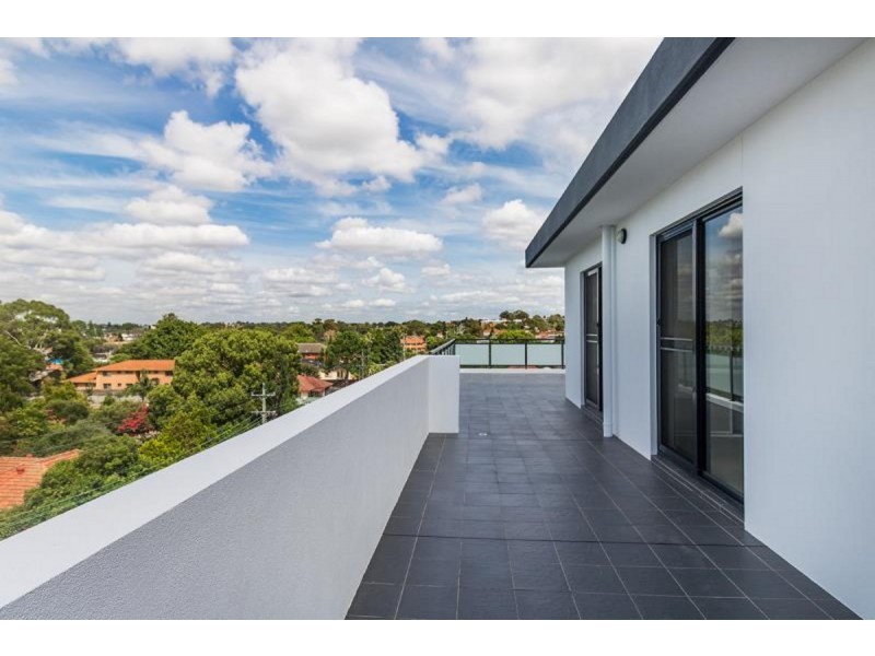 15/36-38 Blaxcell Street, Granville NSW 2142